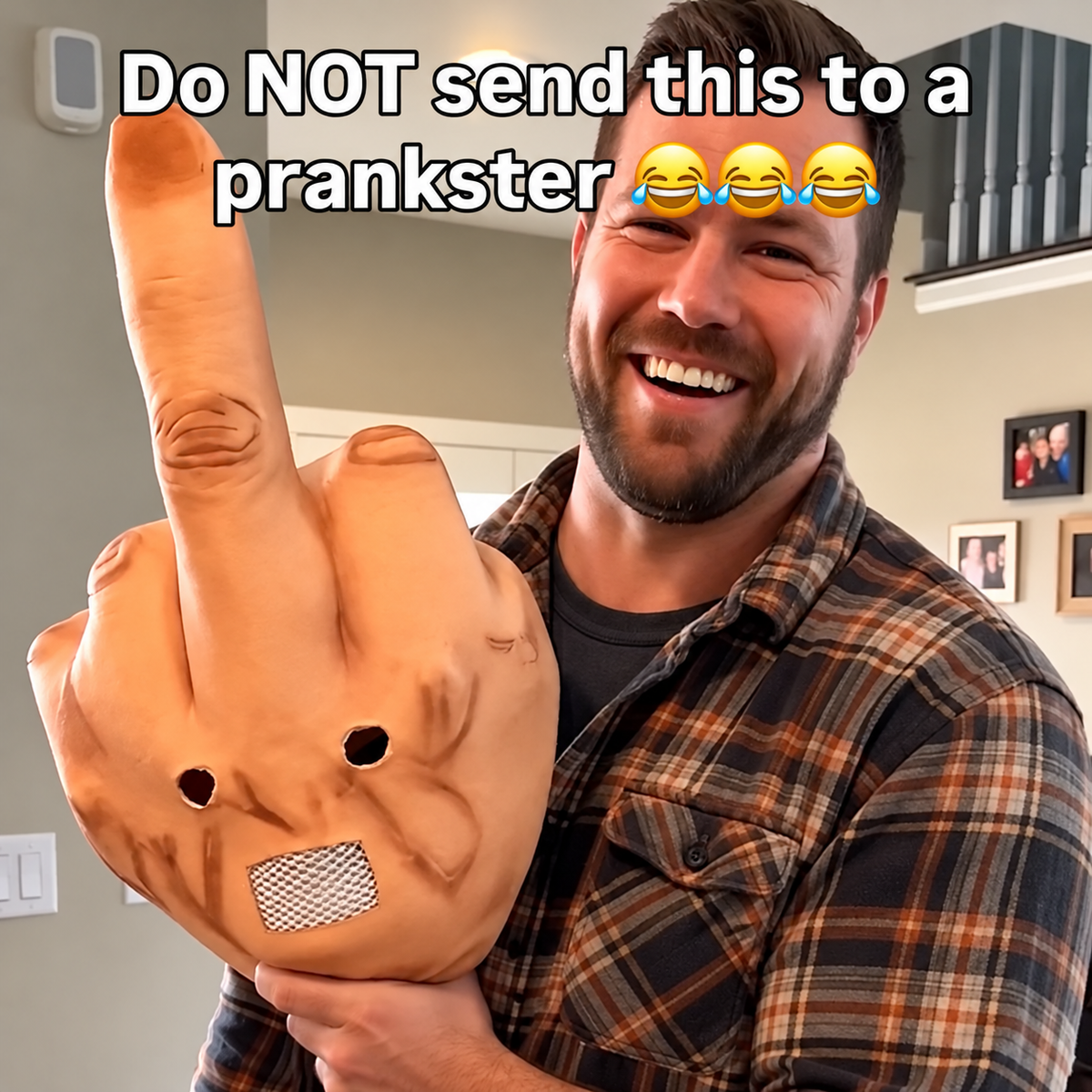 Motorcycle Prank Mask – Middle Finger Gesture (Quirky Design) – H90