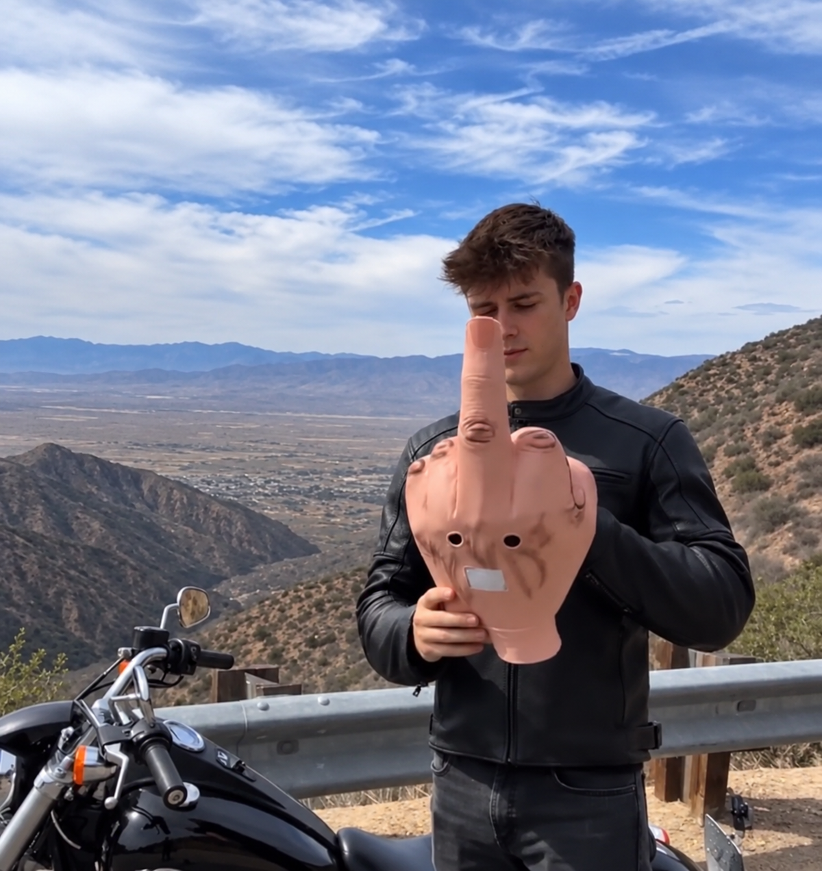 Motorcycle Prank Mask – Middle Finger Gesture (Quirky Design) – H90