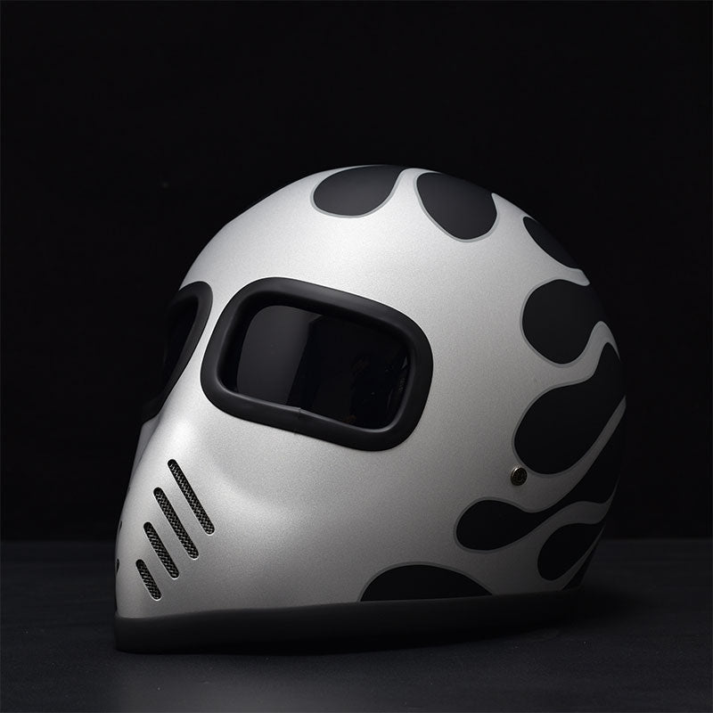 Full-face futuristic motorcycle helmet visor design-I37
